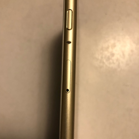 iPhone 6plus - Picture 4 of 4